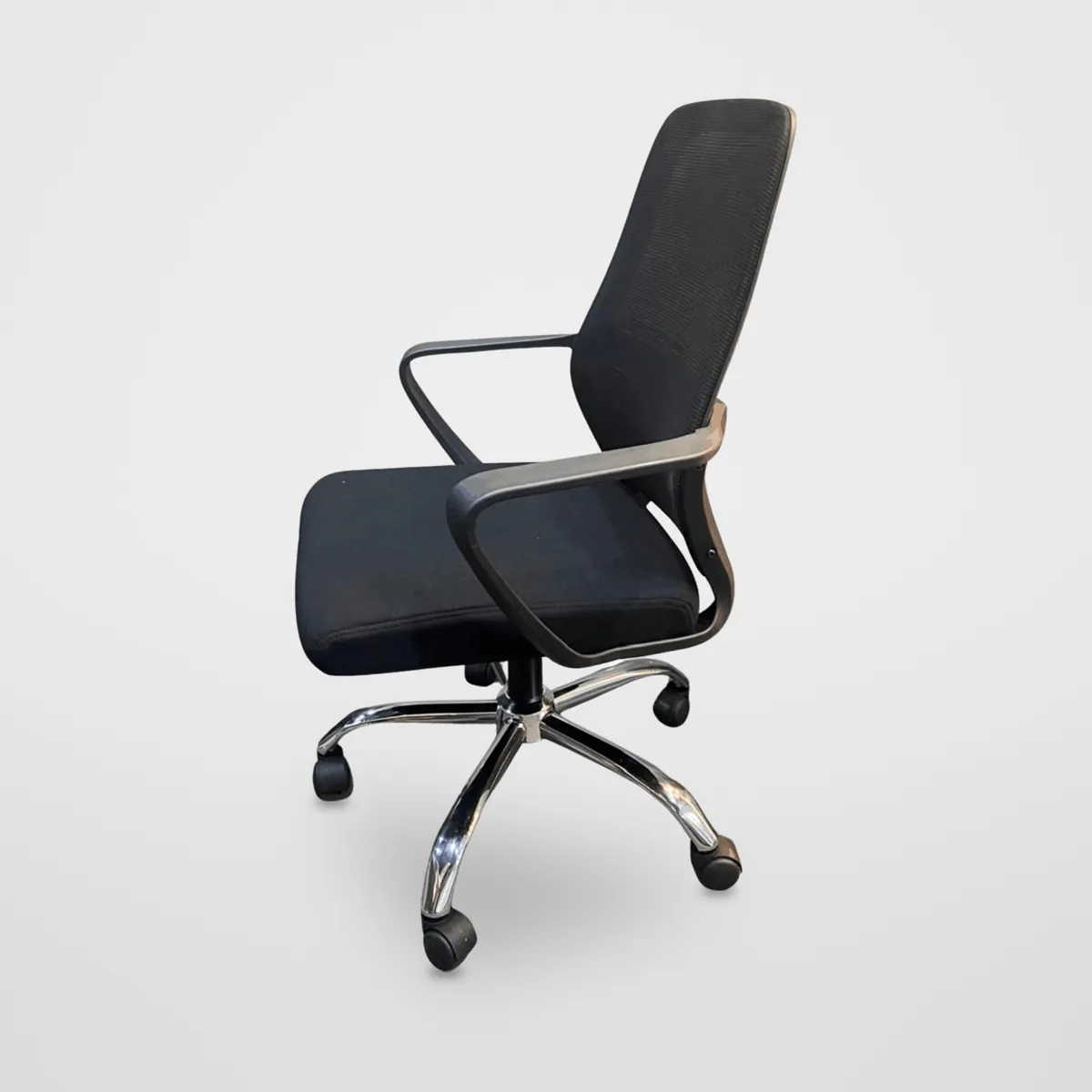 Mesh Executive Chair CZ-E-045 – view 2