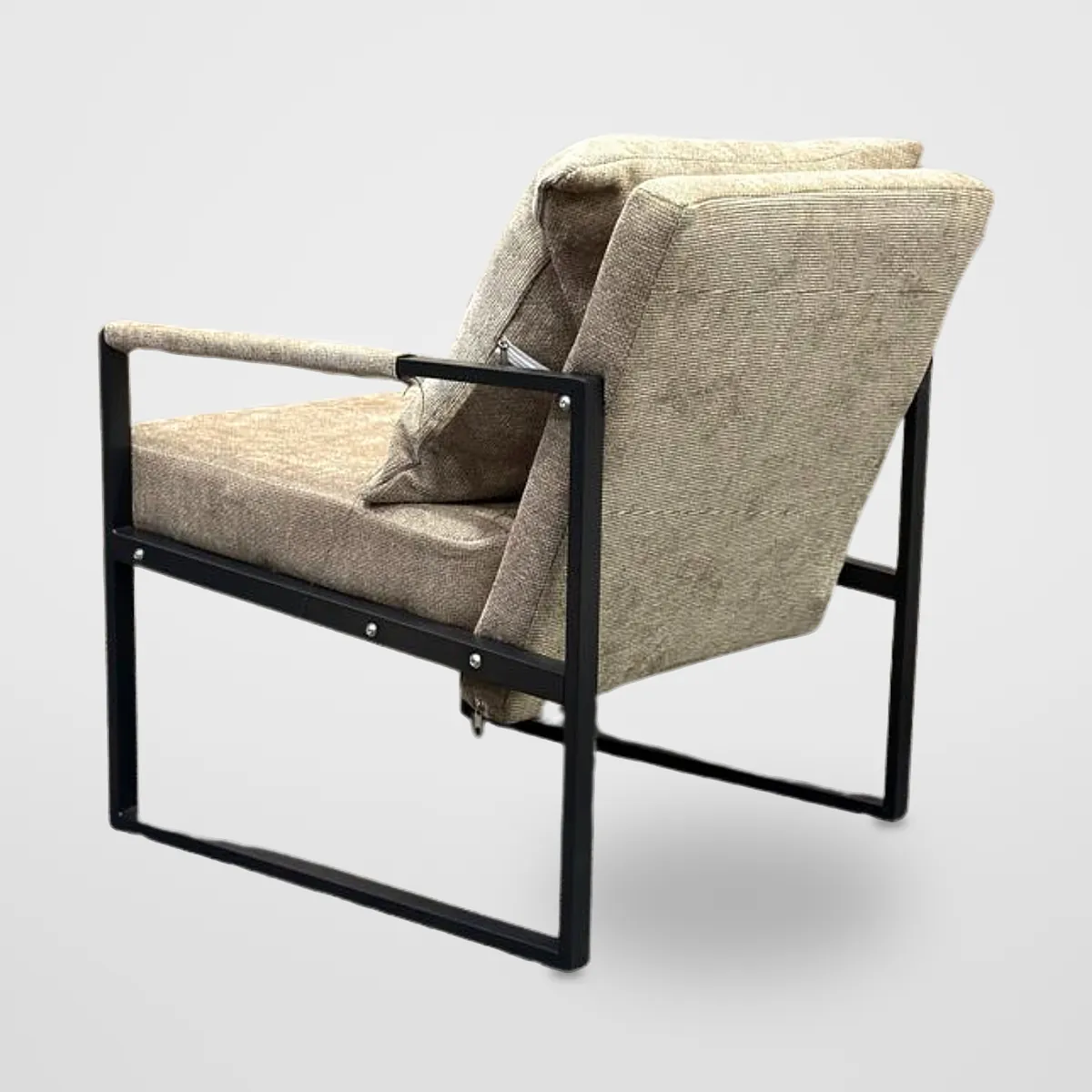 Upholstered Lounge Chair CZ-L-043 – view 3